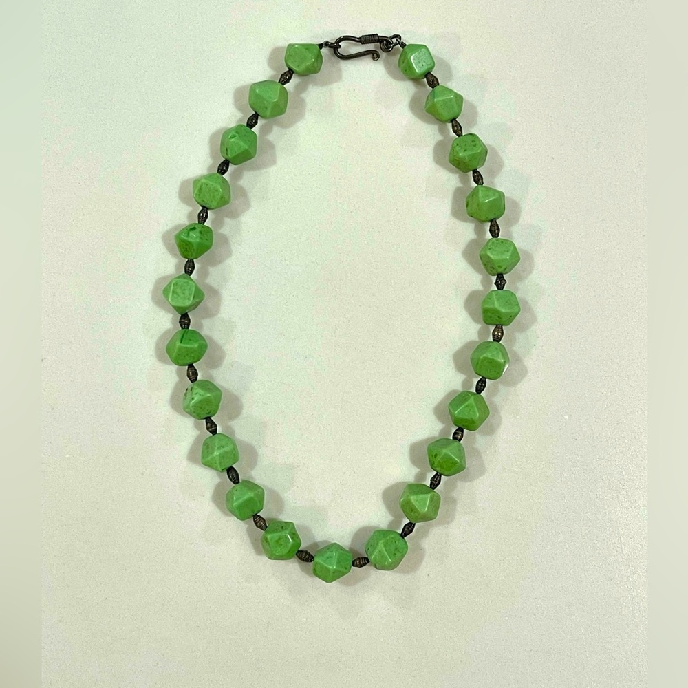 Green Stone Beads Necklace